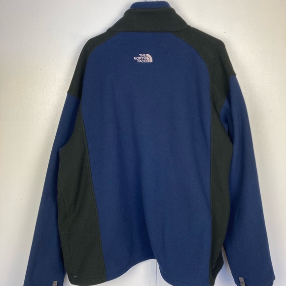 The North Face Size XL. - Picture 3 of 6
